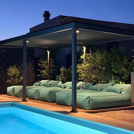 Azure Pool House Appartement *