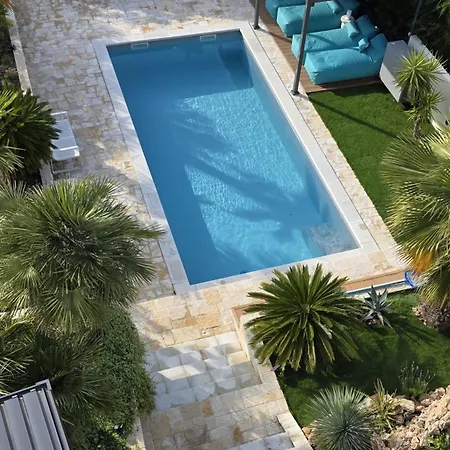Azure Pool House Appartement