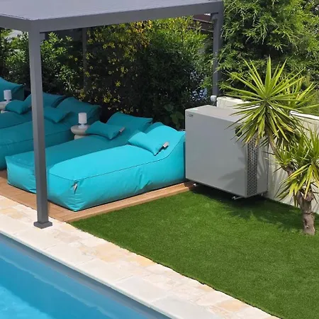 Azure Pool House Murter