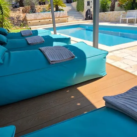 Azure Pool House Murter