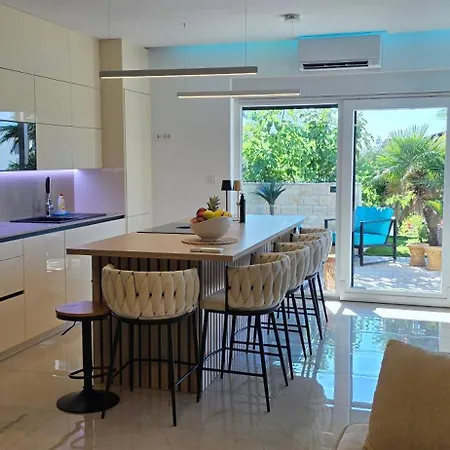 Appartement Azure Pool House