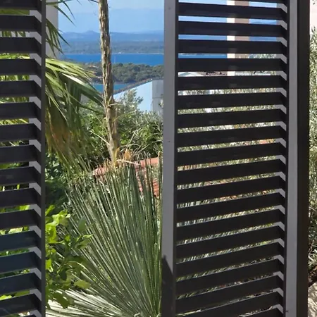 Azure Pool House Murter