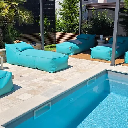 Azure Pool House Appartement *