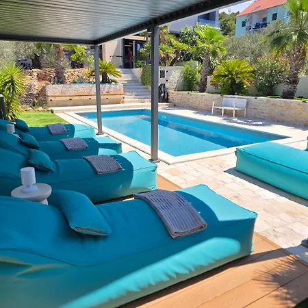 Appartement Azure Pool House
