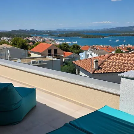 Azure Pool House Appartement Murter